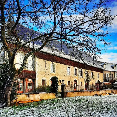 Nocleg ze śniadaniem Domaine Lou Castet *