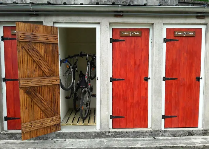 Domaine Lou Castet Tuzaguet